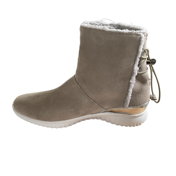 COLE Haan  Studio Grand  waterproof
Pull on boot dove suede/Faux shearling 7B - Picture 2 of 9
